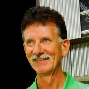 Meet your Posher, Dennis